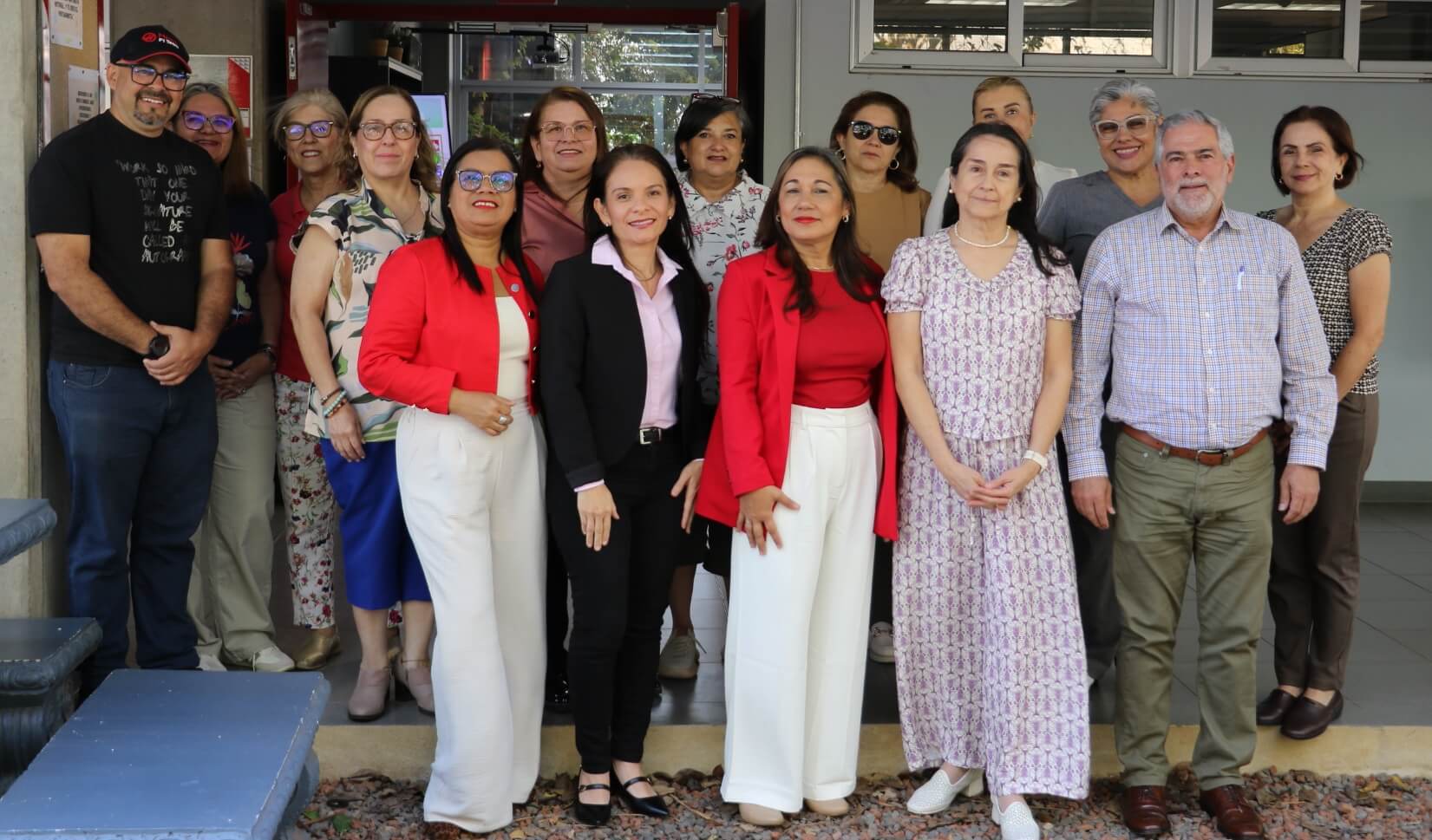 Impulsan programa para jubilación plena y activa